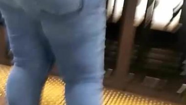 Phat tasty Booty meat in them jeans, pt.3