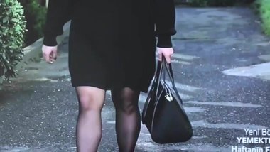 Slut turkish woman in Shiny black pantyhose