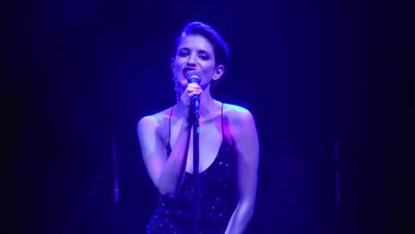 Sexy Anna Chipovskaya sings Hearts