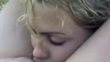 Swingers al aire libre (1)