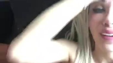 Sexy Esra Ersoy Dancing