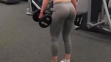 Ivana in the gym