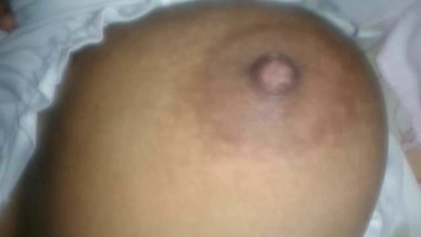 Sexy bhabhi juicy boobs